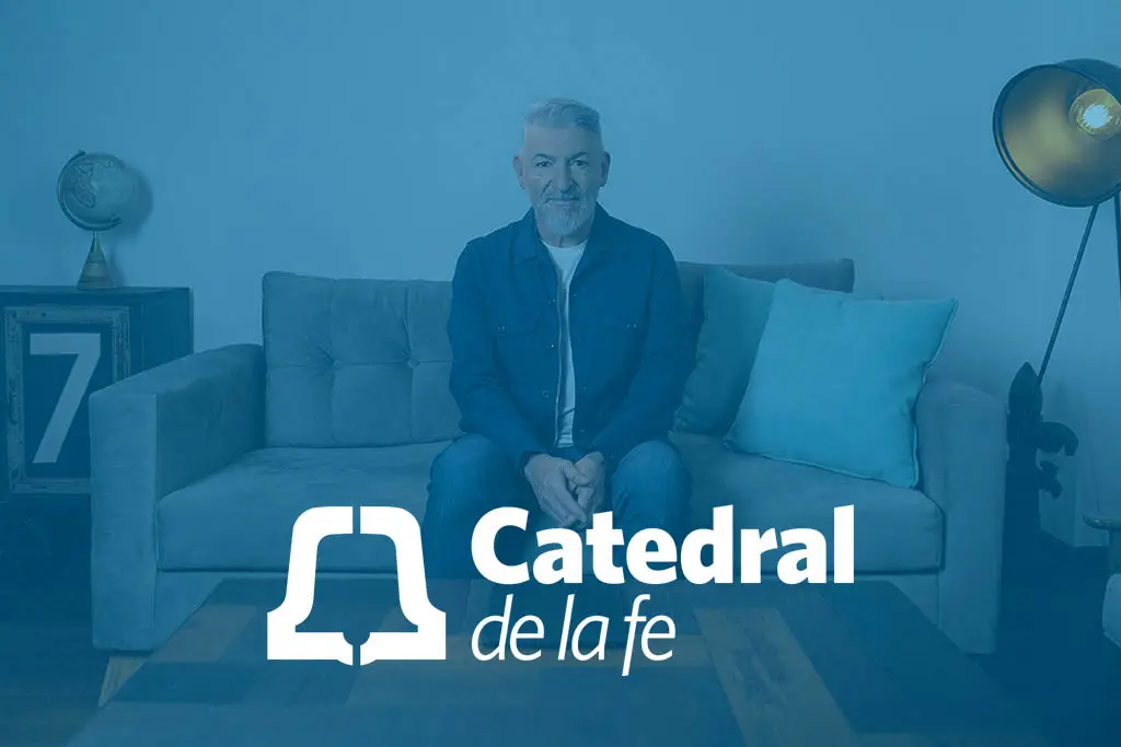 Bienvenida a visitantes de Catedral de la Fe